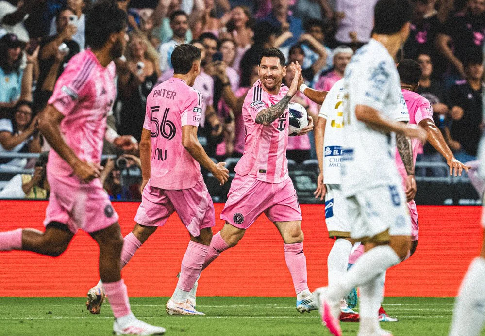 EL OBJETIVO FOTO INTER MIAMI MESSI X