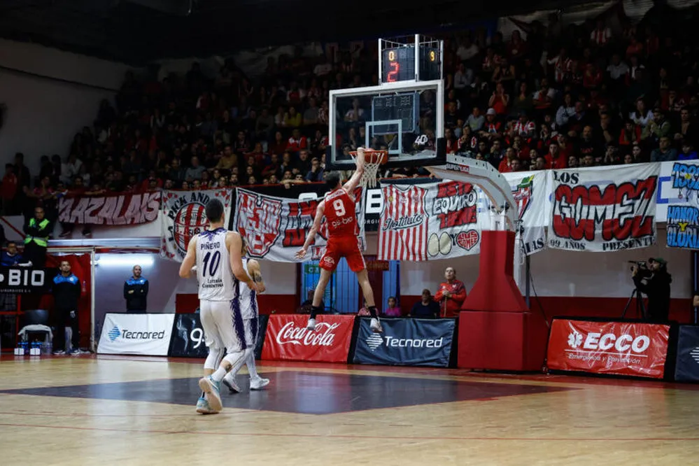 EL OBJETIVO FOTO PREVIA IACC BOCA LNB 20240619-176-Instituto-x-Regatas-J5_-800x533