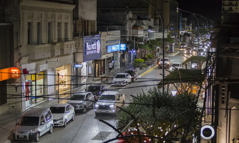 REGION OBJETIVO FOTO BELL VILLE luces-led-calle-cordoba