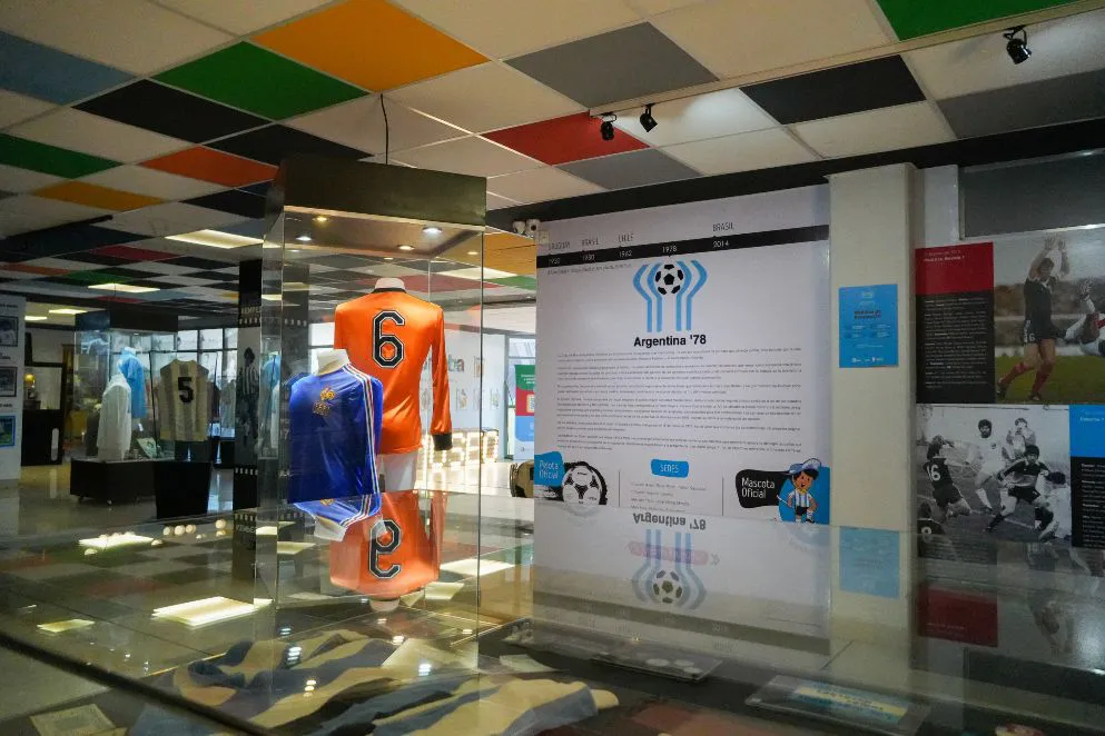 noche de los museos kempes