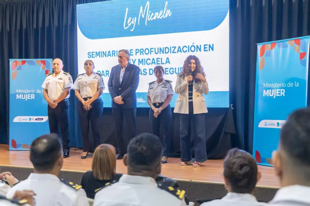 ley micalea policía