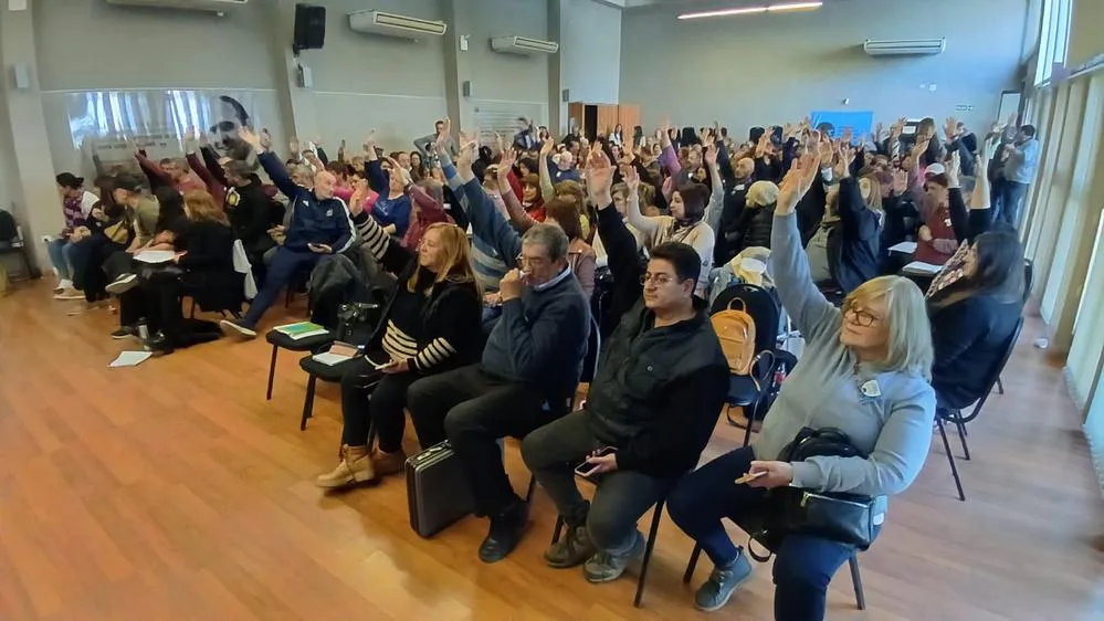 EL OBJETIVO FOTO UEPC ASAMBLEA PROVINCIAL OFERTA GOBIERNO