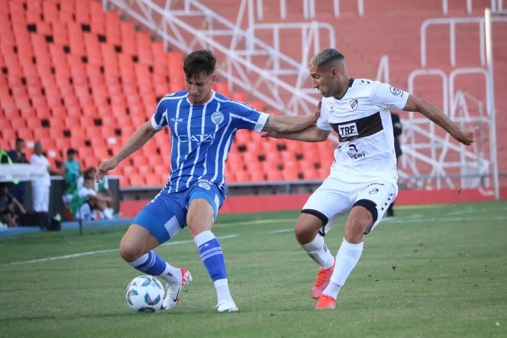 Copa de la Liga: Godoy Cruz y Platense buscan la final