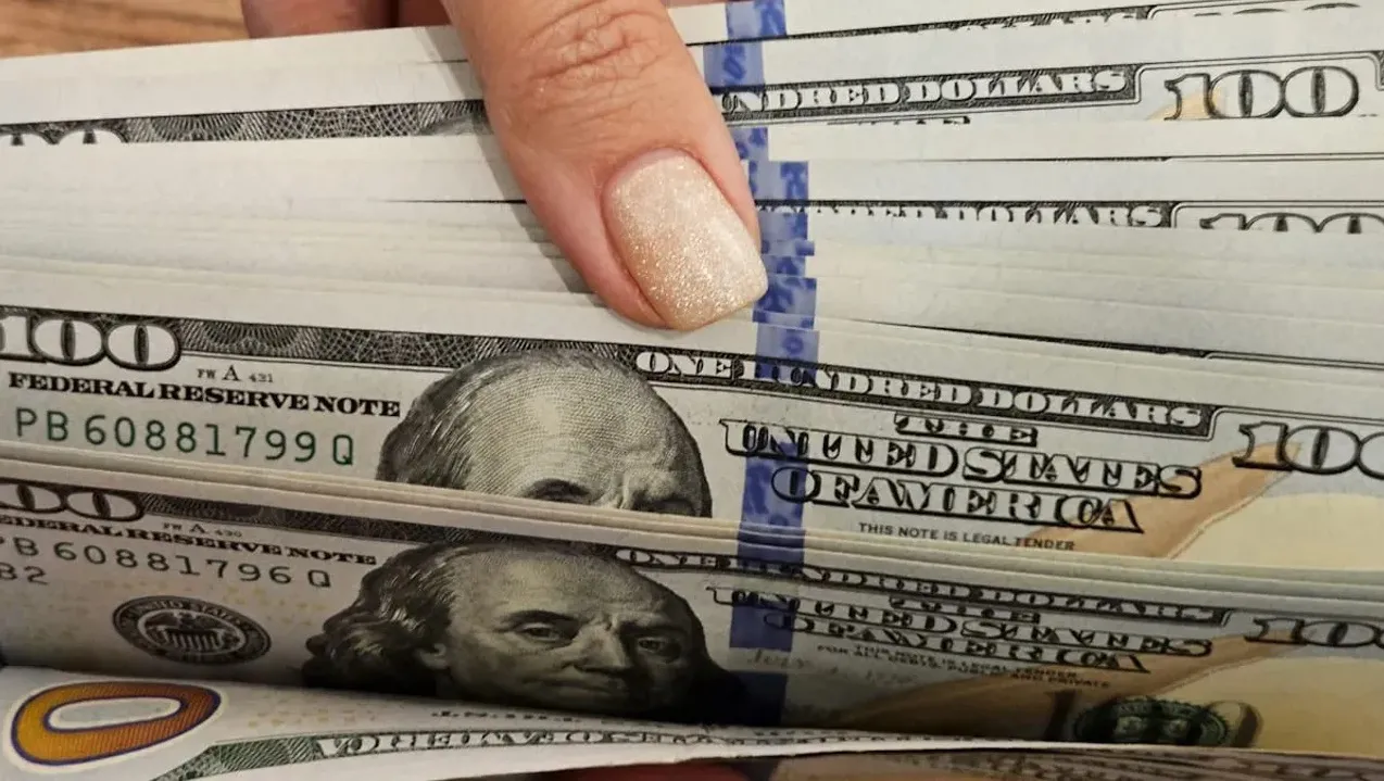 dólar