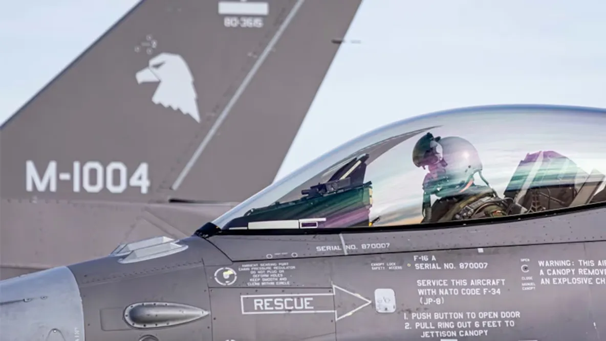 f16