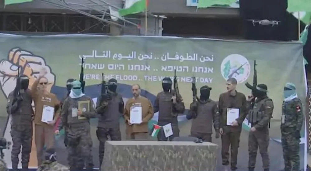 EL OBJETIVO FOTO HAMAS LIBERACION DE REHENES X NA