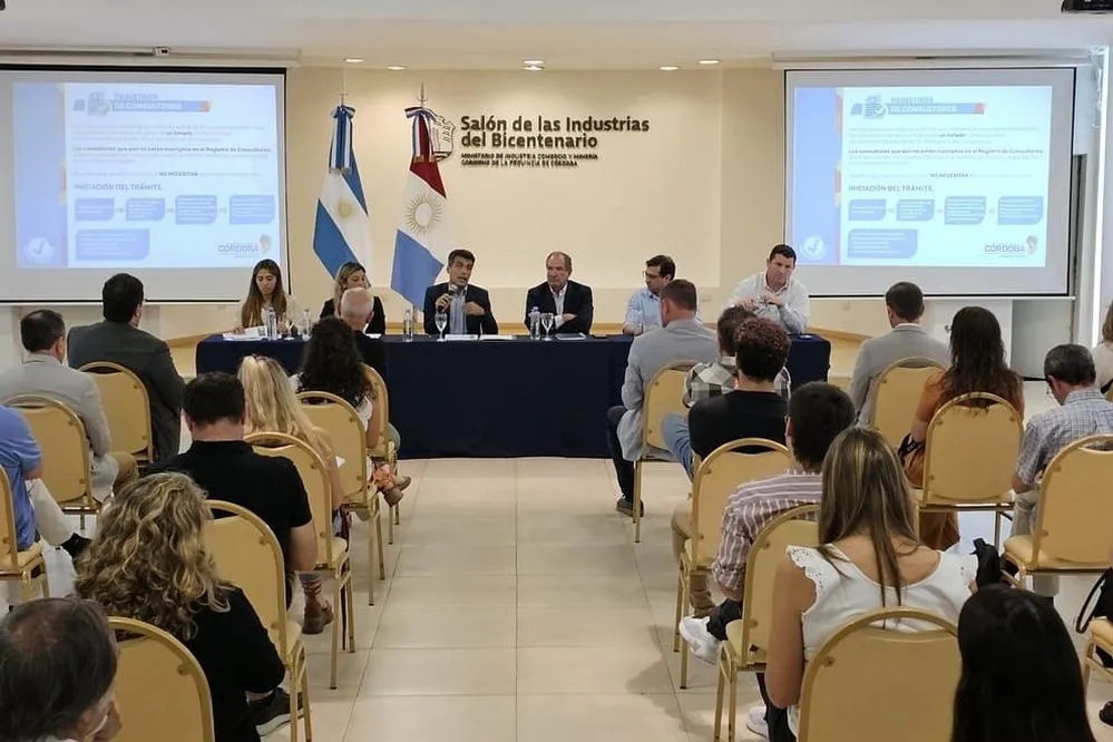 EL OBJETIVO FOTO PYMES PROVINCIA