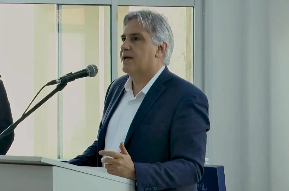 martin llaryora