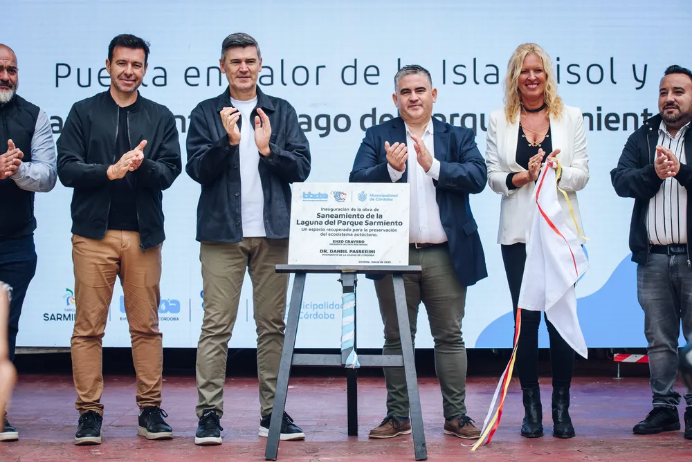 la laguna del parque sarmiento