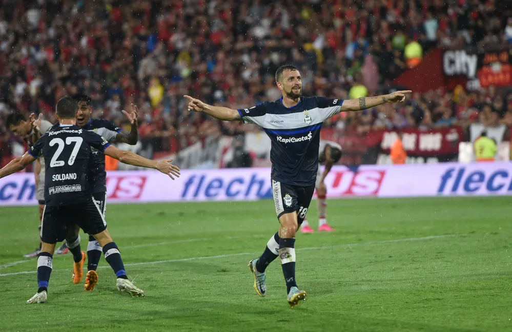 EL OBJETIVO FOTO DESEMPATE GIMNASIA COLON NA