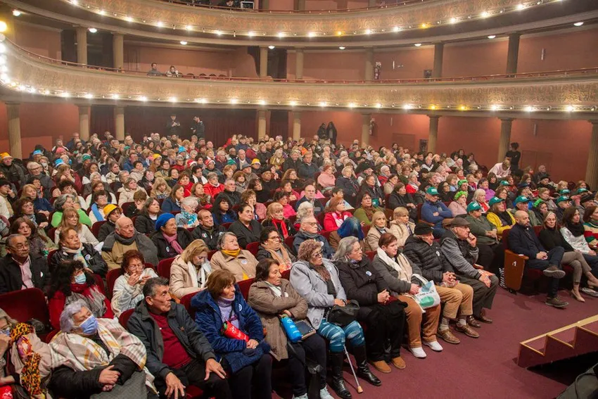 turismo-personas-mayores_ cba.gov.ar