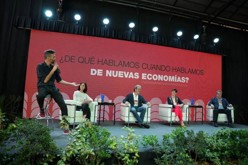FUTUROS POSIBLES