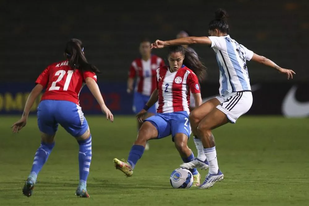 Paraguay Babes