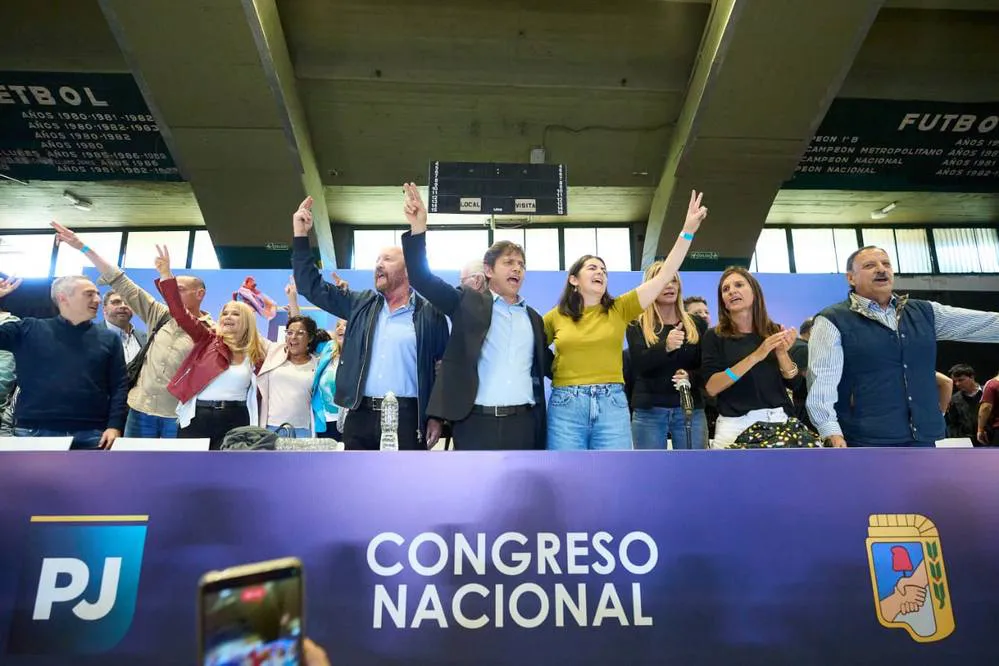 EL OBJETIVO FOTO CONGRESO PJ NA
