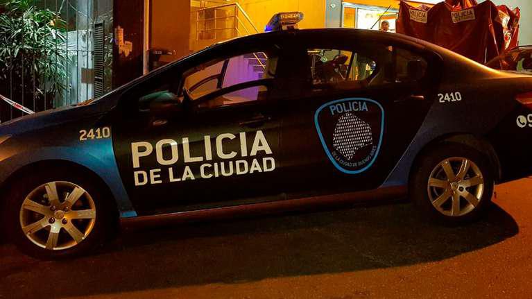 Policía