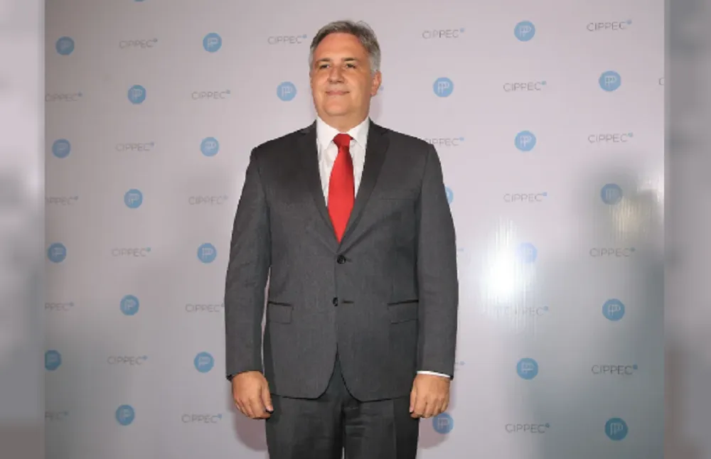Martín LLaryora ley de bases
