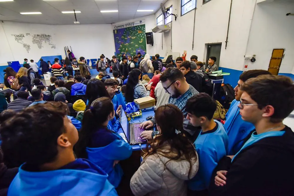 EL OBJETIVO FOTO CONGRESO ROBOTICA CBA 1
