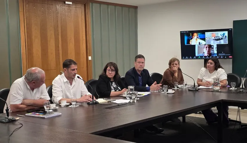 legislatura-comisión_ prensa Legislatura