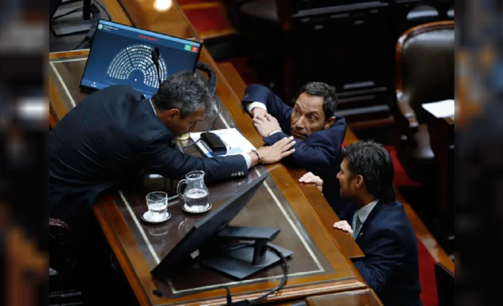 Votacion DNU diputados 1