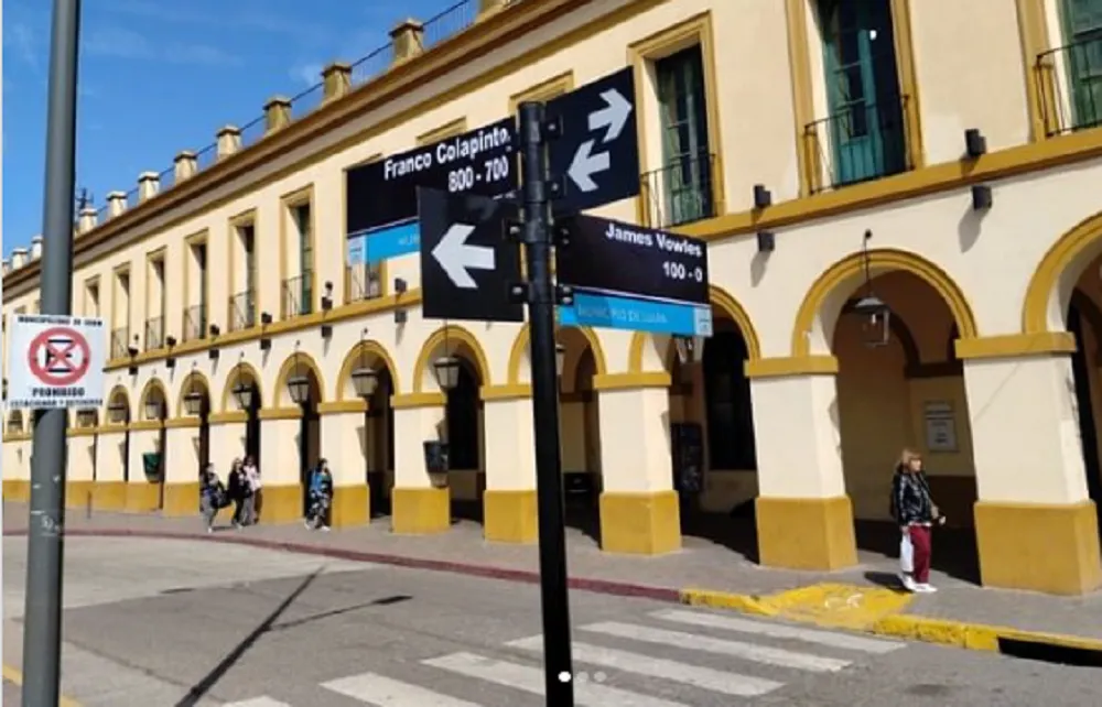 Calle Franco Colapinto luján