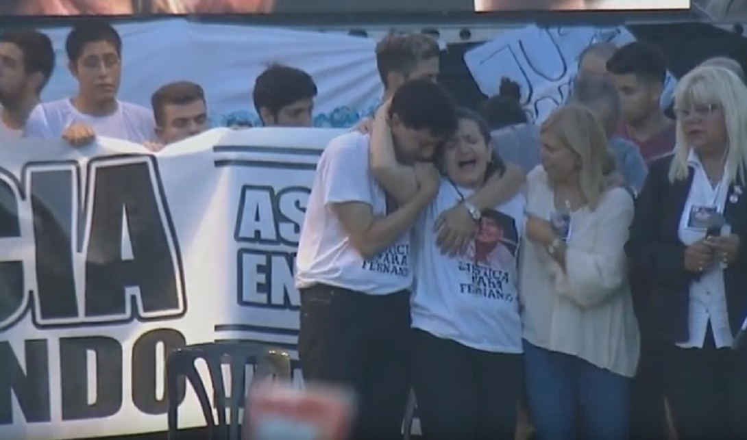 Marcha Fernando Baez Sosa madre 2