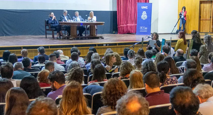 Asamblea Universitaria _ unc.edu.ar