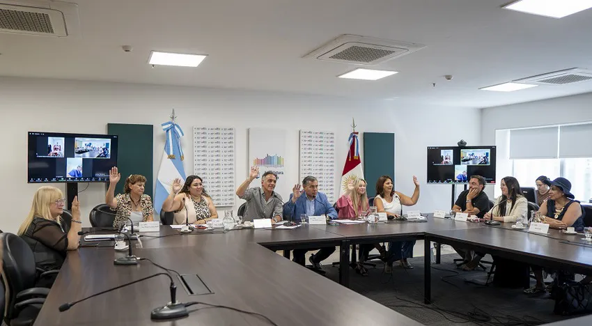 Comisión-de-Salud_ prensa Legislatura