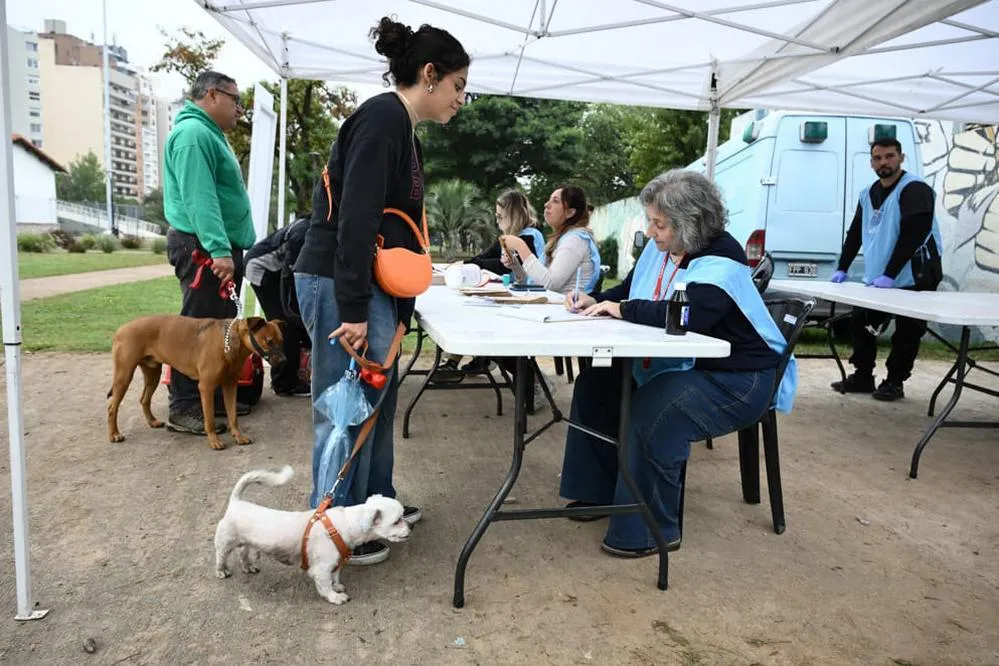 EL OBJETIVO FOTO CAMPAÑA ANTIRRABICA