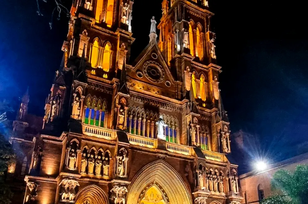 Caminando por Nueva Córdoba los Capuchinos