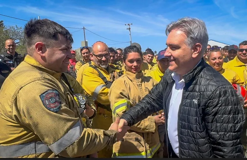 Incendios-ayuda-Llaryora_ cba.gov.ar
