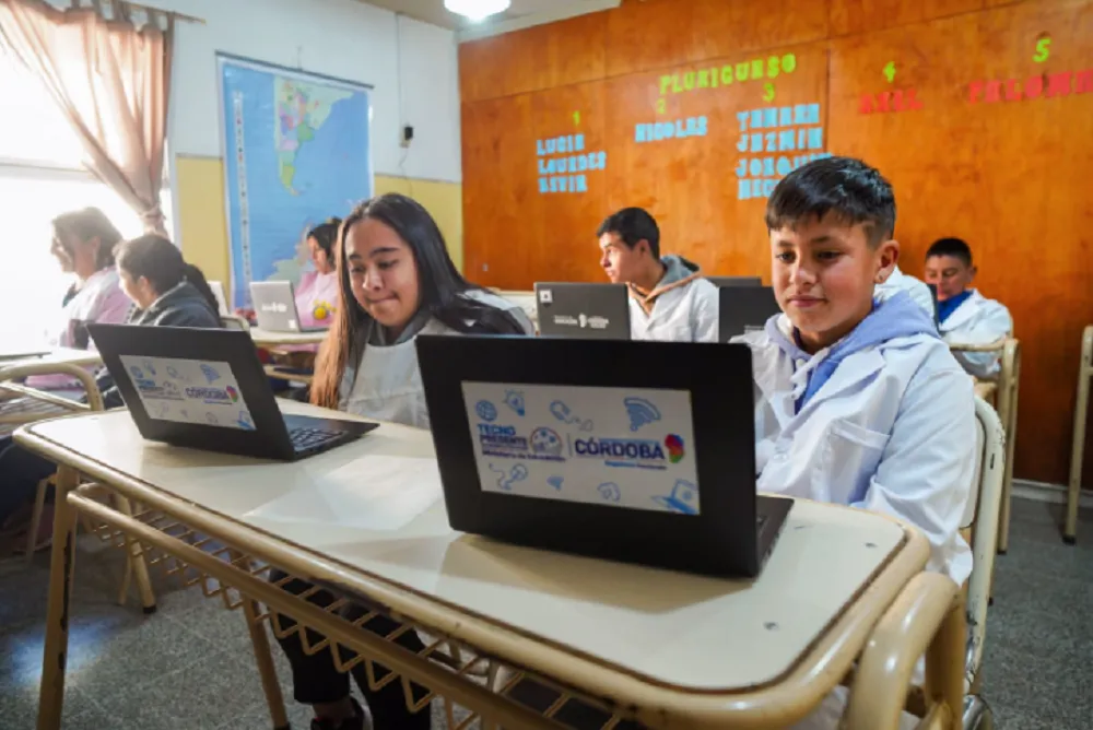 internet de alta velocidad a escuelas rurales