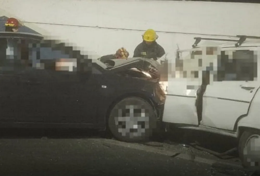 EL OBJETIVO FOTO SINIESTRO VIAL PUENTE NEGRO X CADENA 3