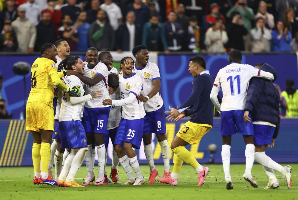 EL OBJETIVO FOTO EUROCOPA FRANCIA PORTUGAL NA