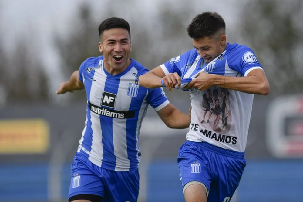 EL OBJETIVO FOTO ARGENTINO MM GUTIERREZ X ARGENTINO MM