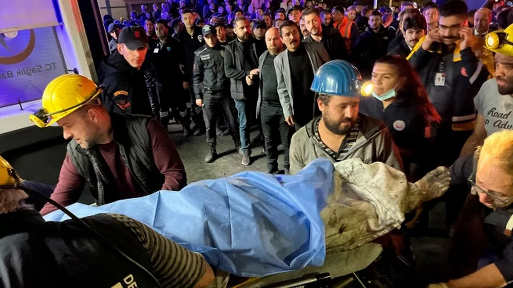 EL OBJETIVO FOTO EXPLOSION MINA TURQUIA TELAM