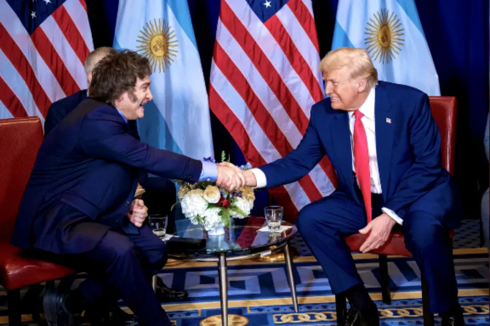 Milei se reúne con Donald Trump