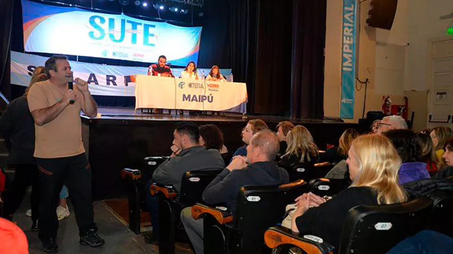 Mendoza paro docente