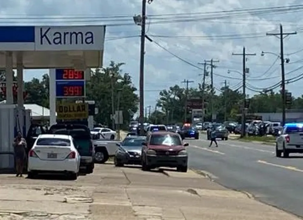 EL OBJETIVO FOTO TIROTEO ARKANSAS X