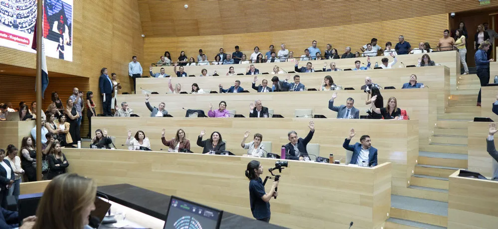 EL OBJETIVO FOTO LEGISLATURA CBA Sesion-23_67-scaled-e1766044678656