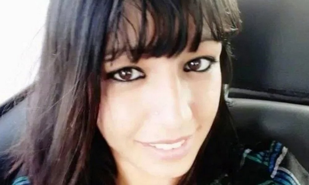 mujer muerta