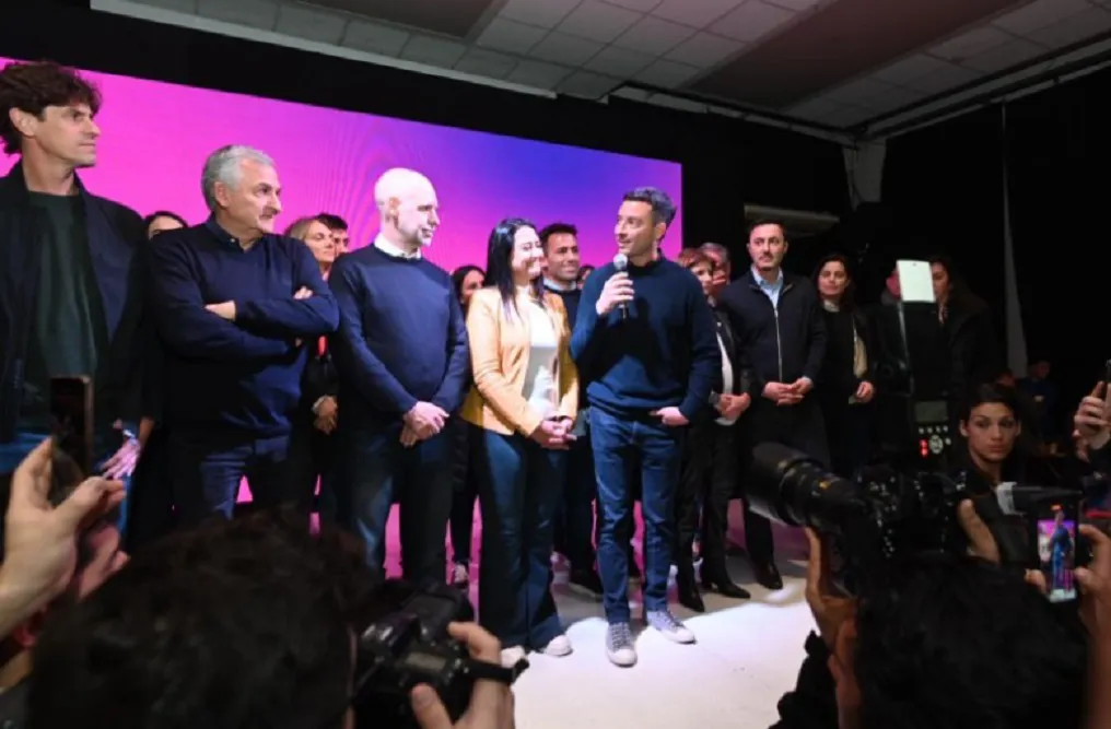 Juntos x el cambio cba de loredo