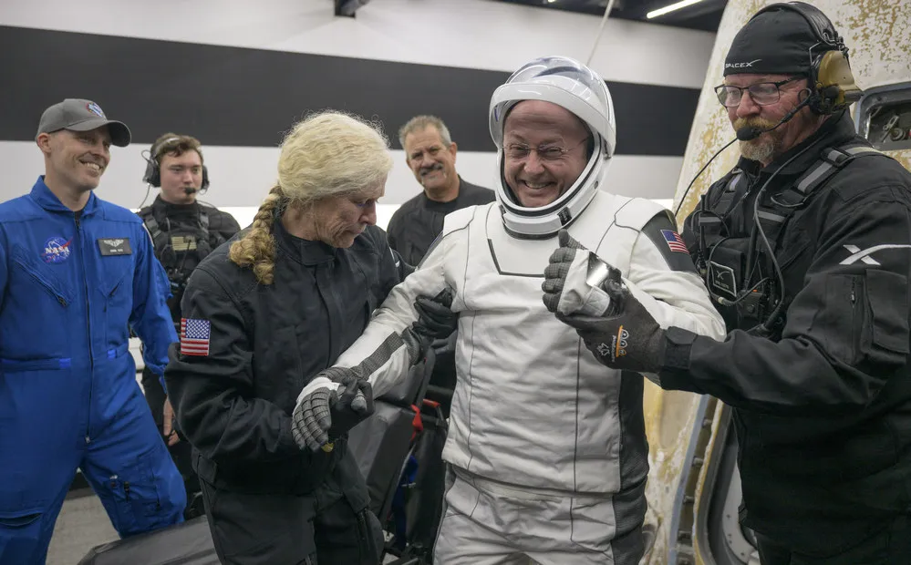 EL OBJETIVO FOTO MISION ESPACIAL SPACEX NASA 3