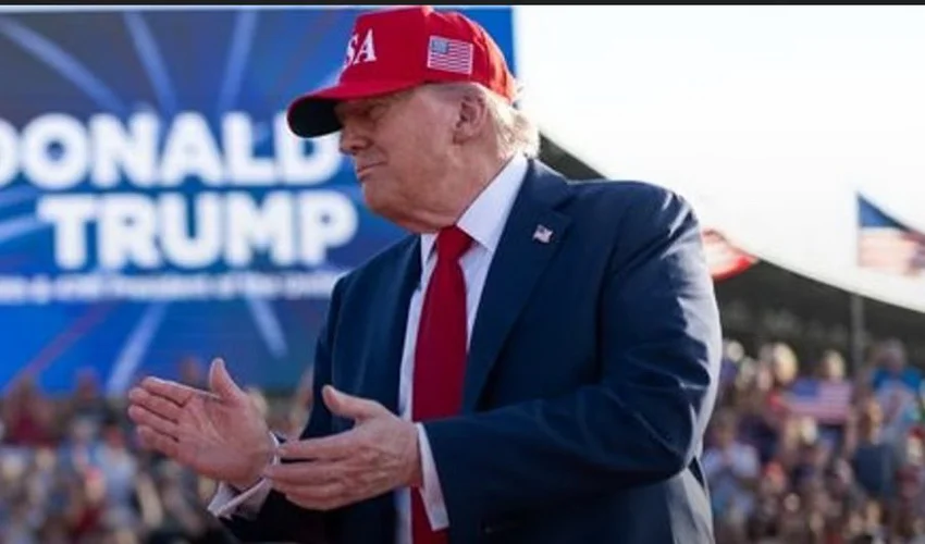 donald---trump_ @WhiteHouse NA