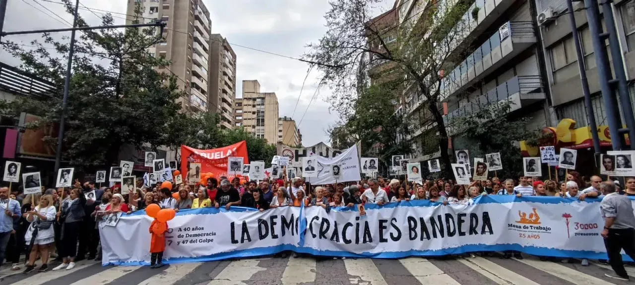 día de la memoria marcha