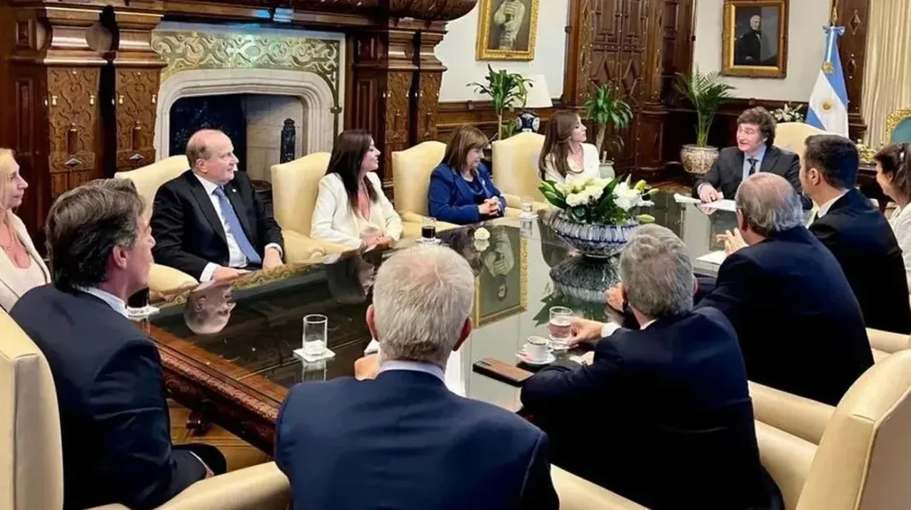 Milei reunión de gabinete