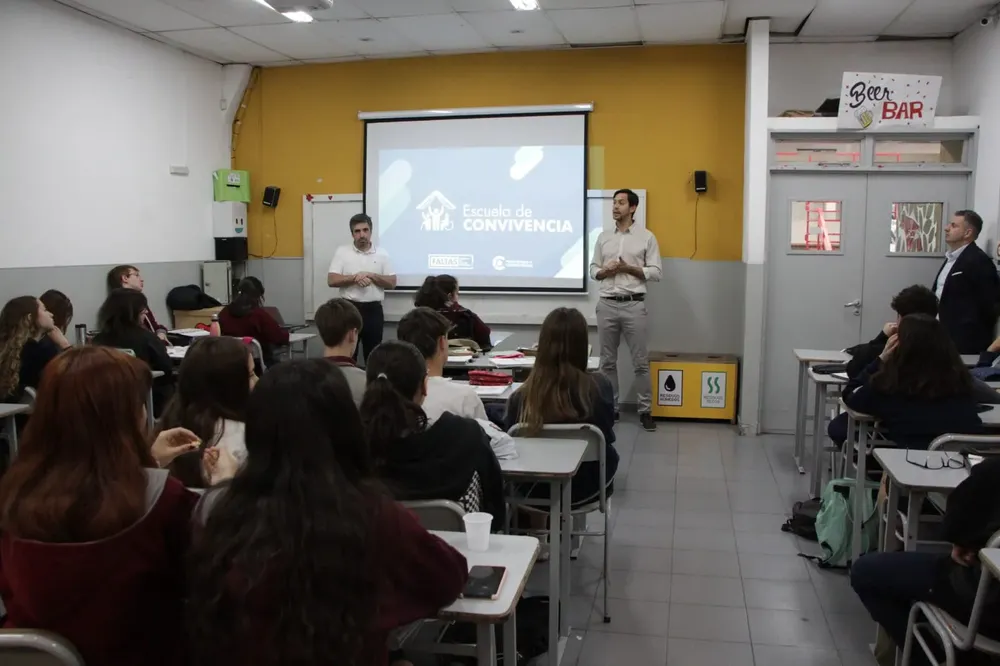 escuela de convivencia