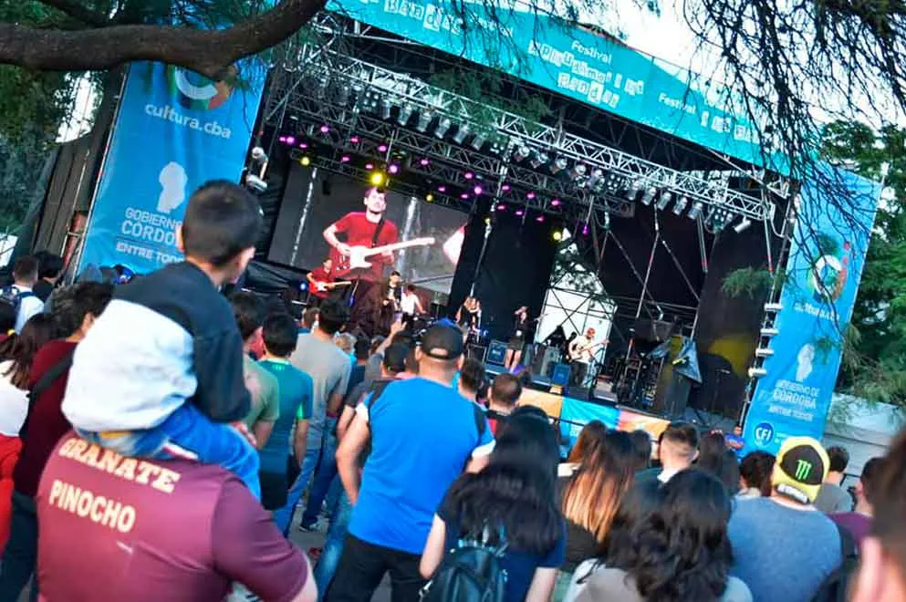 Festival Aplaudamos a las Bandas