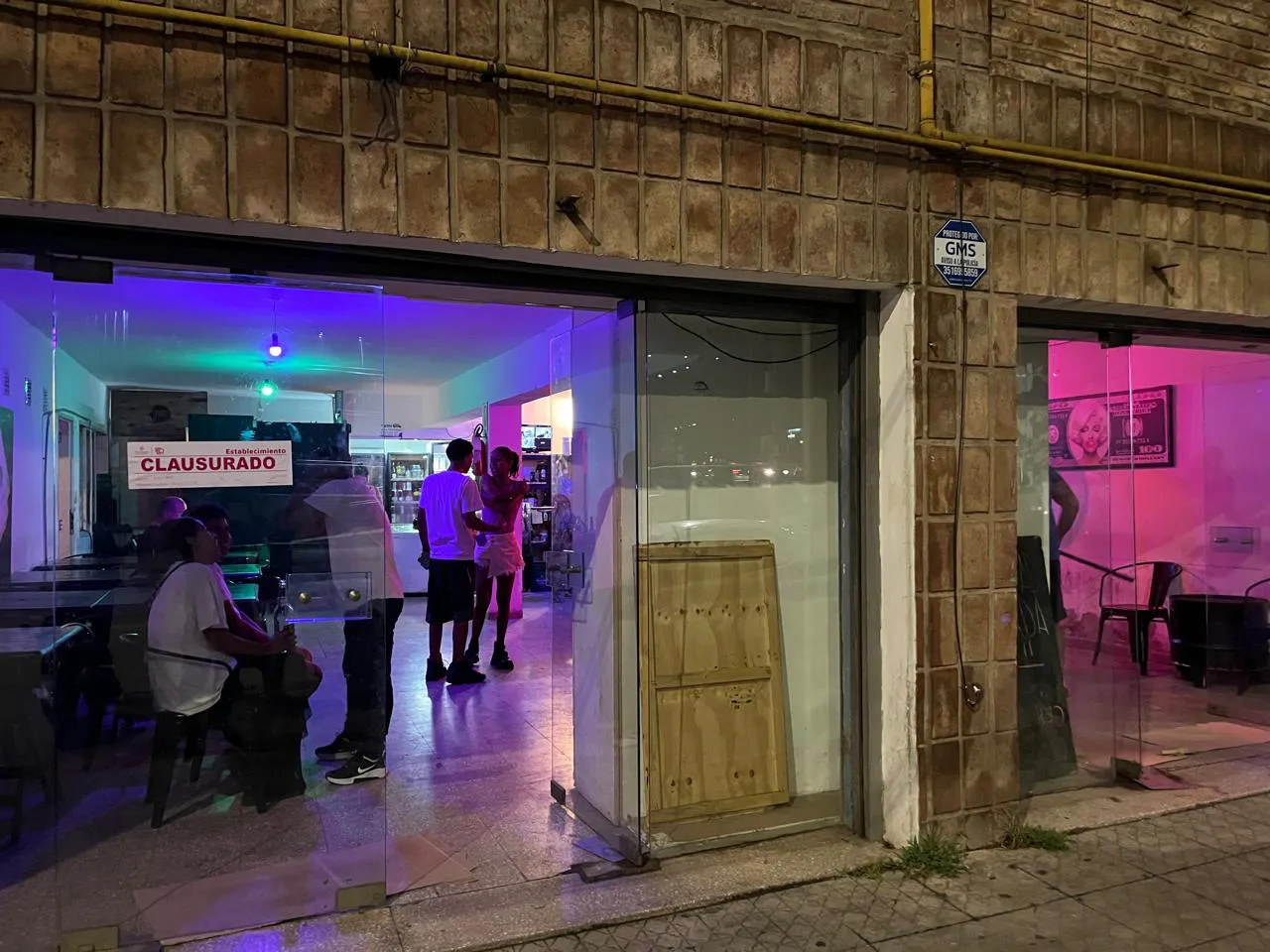 fiesta clandestina