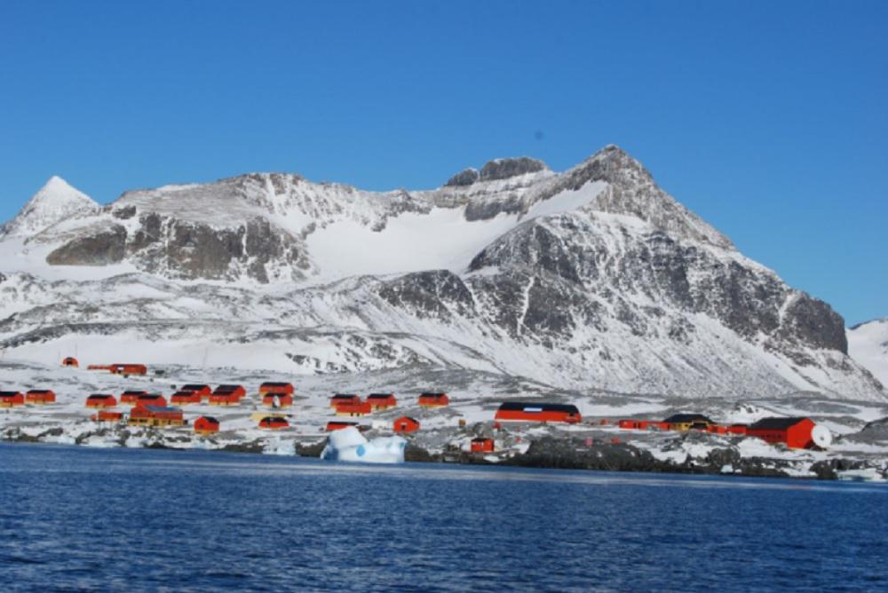 Base Esperanza