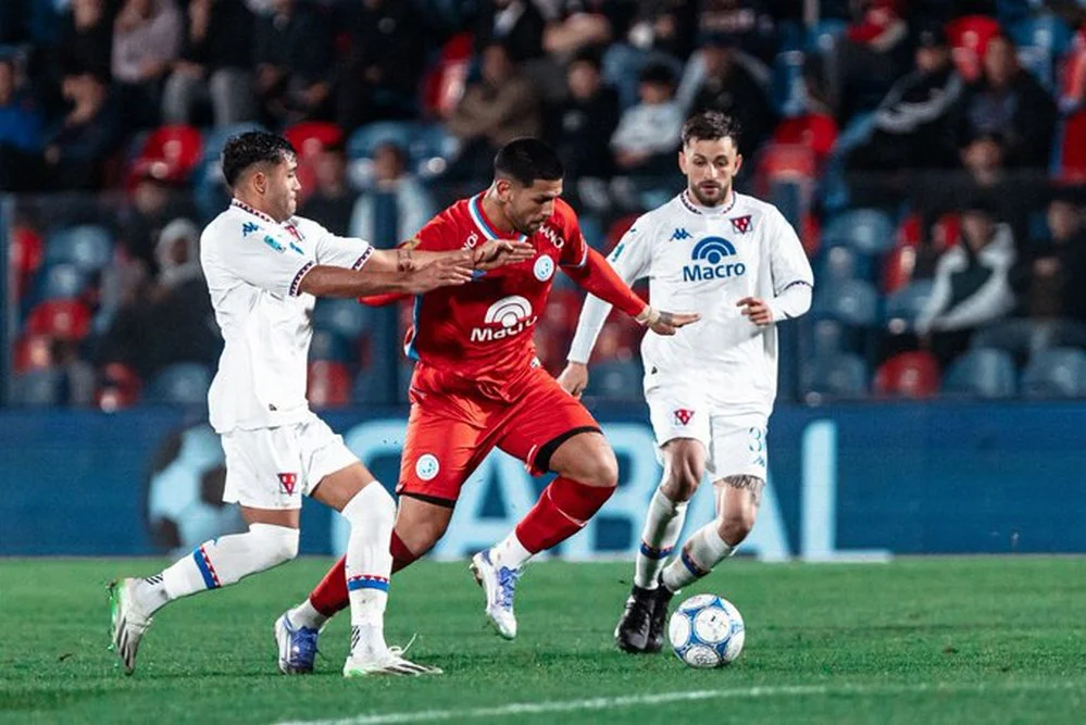EL OBJETIVO FOTO CLAUSURA TIGRE BELGRANO X